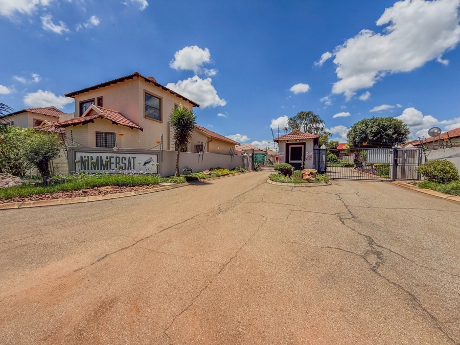 3 Bedroom Property for Sale in Melodie North West